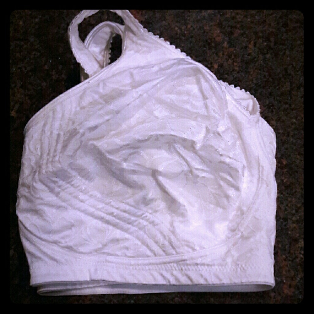 42DD bra w/ adjustable straps